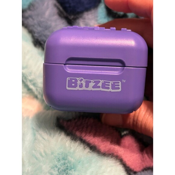 Bitzee pet - Picture 3 of 4